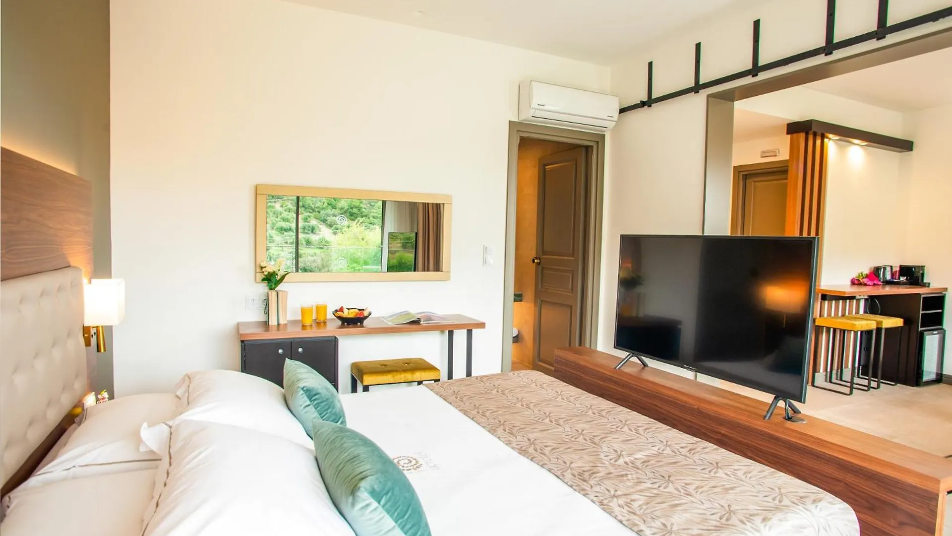 Hotel Acrotel Athena Pallas Elia Nikitis